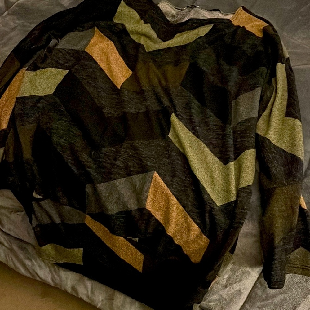 Chic Soul long sleeve sweater.